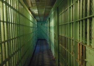 jail-cells-429638__340